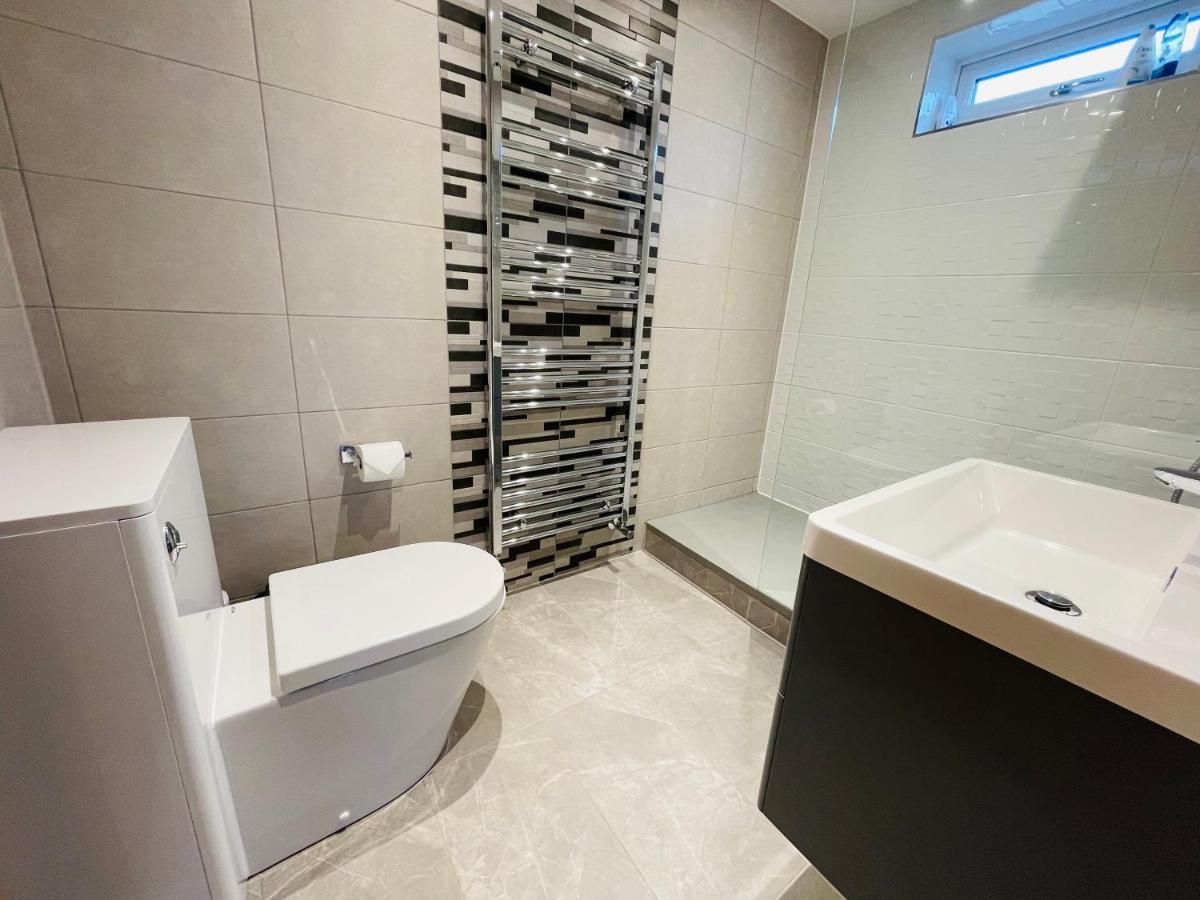 New Modern Studio Apartment, Parking, Netflix Kenilworth Exterior photo